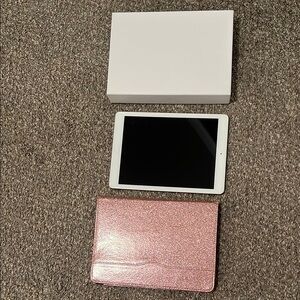 listing-status-banner